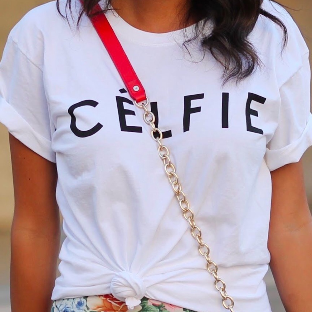 Graphic "Celfie" Tee Shirt - Picture 3 of 3